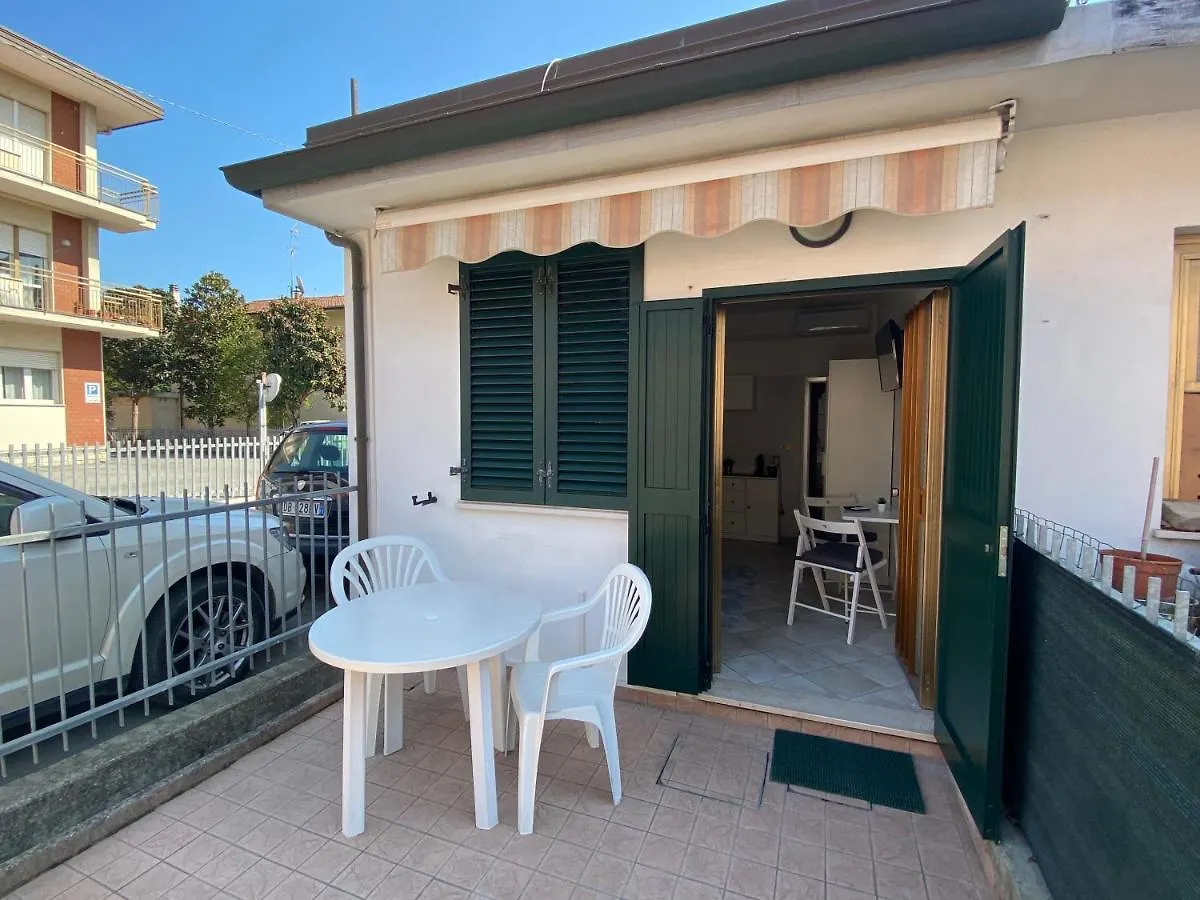 Casa A Schiera Vicino Al Mare E Fiera Apartment Rimini Italy